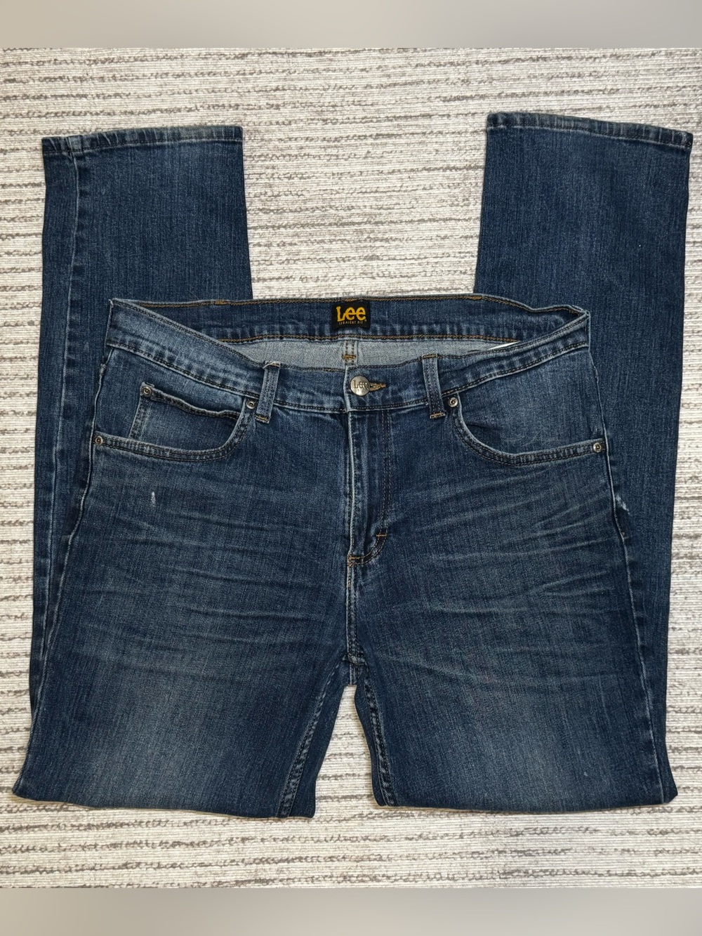 Lee Straight Leg Dark Wash Jeans Men’s 34x32